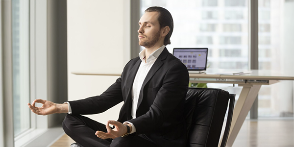 Mindfulness en el trabajo: cómo mejorar tu rendimiento