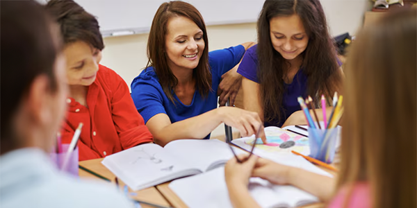 Estudios STEAM universitarios dominan educación moderna